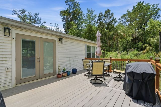 11065 W Townsend Lane, Homosassa, FL 34448