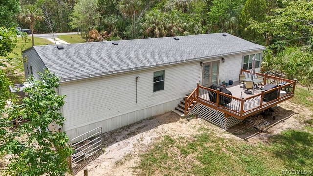 11065 W Townsend Lane, Homosassa, FL 34448