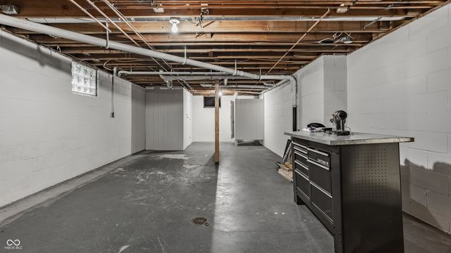 6845 N Delaware Street, Indianapolis, IN 46220