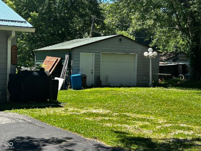 4806 State Road 46 E, Nashville, IN 47448
