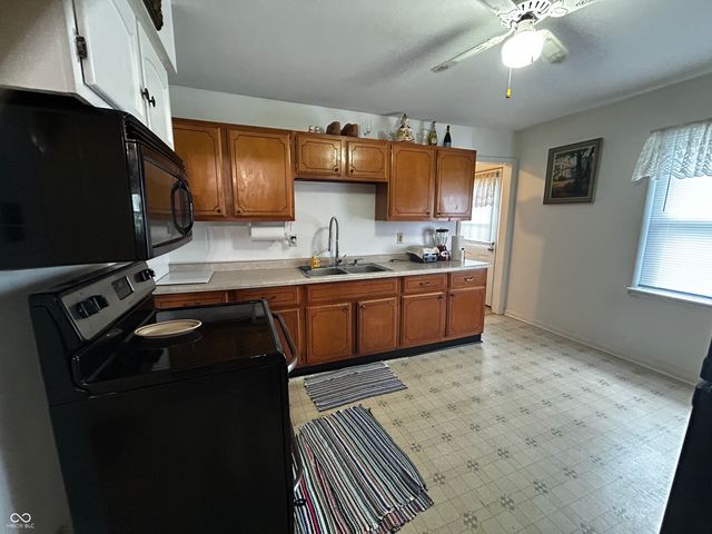 4806 State Road 46 E, Nashville, IN 47448