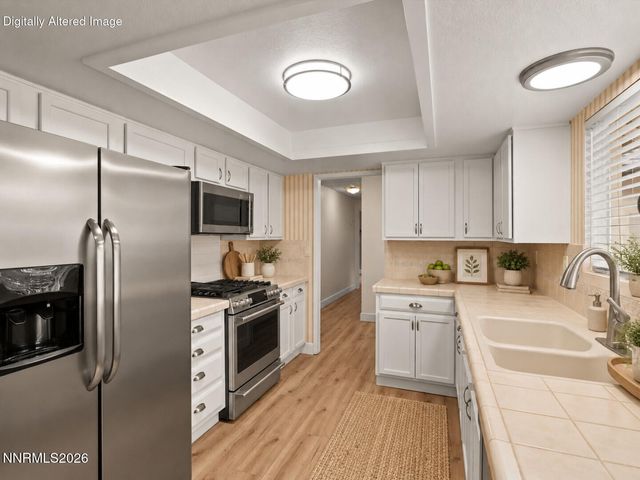 12590 Creek Crest Drive, Reno, NV 89511