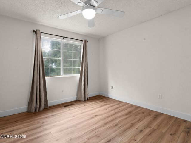 12590 Creek Crest Drive, Reno, NV 89511