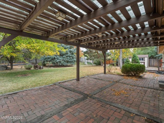 12590 Creek Crest Drive, Reno, NV 89511