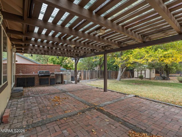12590 Creek Crest Drive, Reno, NV 89511
