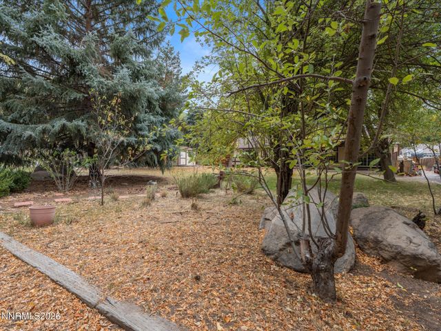 12590 Creek Crest Drive, Reno, NV 89511