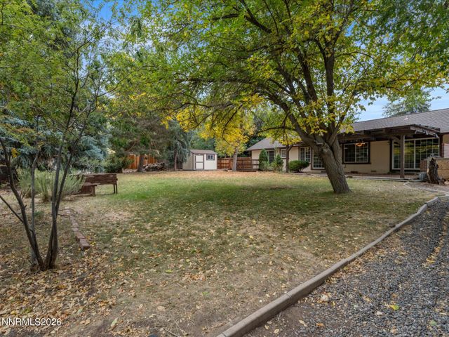12590 Creek Crest Drive, Reno, NV 89511