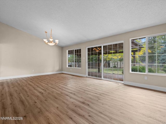12590 Creek Crest Drive, Reno, NV 89511