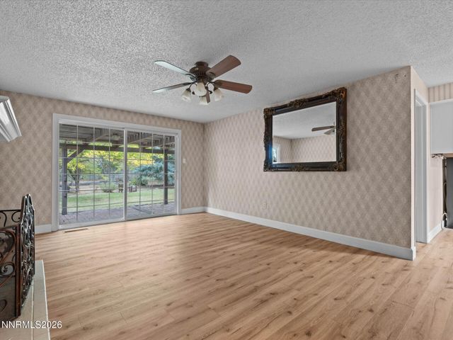 12590 Creek Crest Drive, Reno, NV 89511