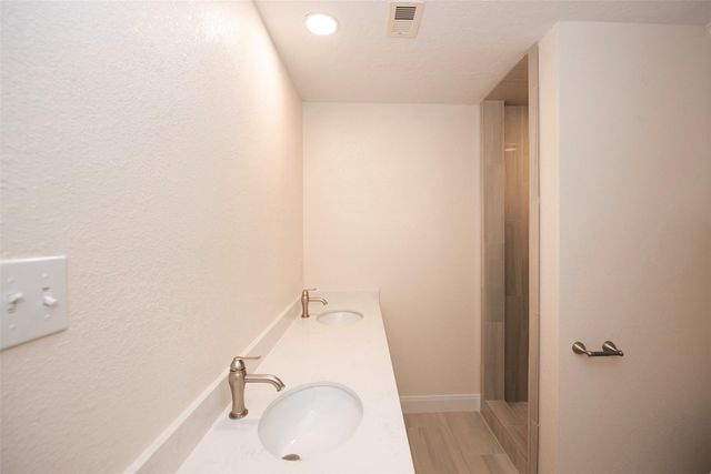 11406 Sagewind Drive, Houston, TX 77089