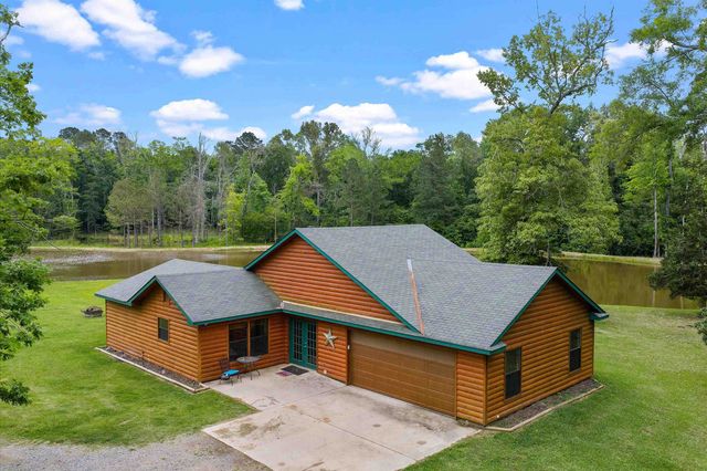 170 County Road 3311, De Berry, TX 75639