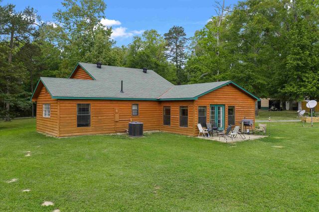 170 County Road 3311, De Berry, TX 75639