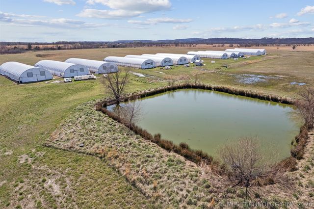 6185 Cypress Road, Henryetta, OK 74437