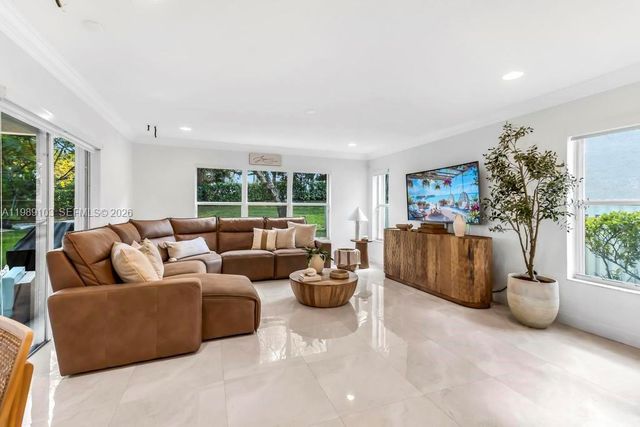 16178 SW 27th St, Miramar, FL 33027