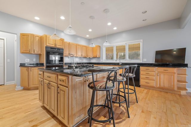 667 Cedar Creek Road, Marshall, AR 72650