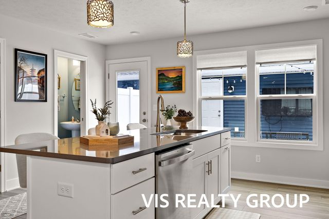 6622 S Square Lane, Rockford, MI 49341