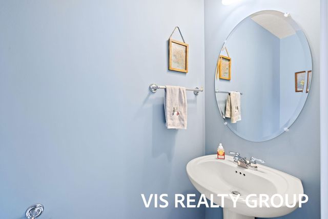 6622 S Square Lane, Rockford, MI 49341