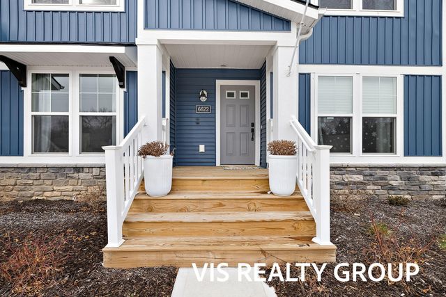 6622 S Square Lane, Rockford, MI 49341