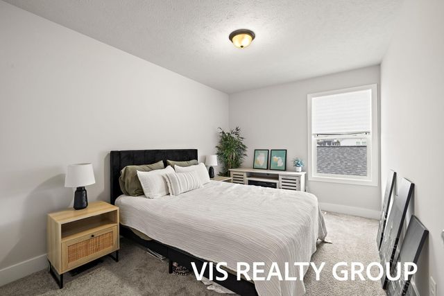 6622 S Square Lane, Rockford, MI 49341