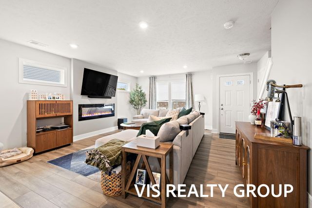 6622 S Square Lane, Rockford, MI 49341