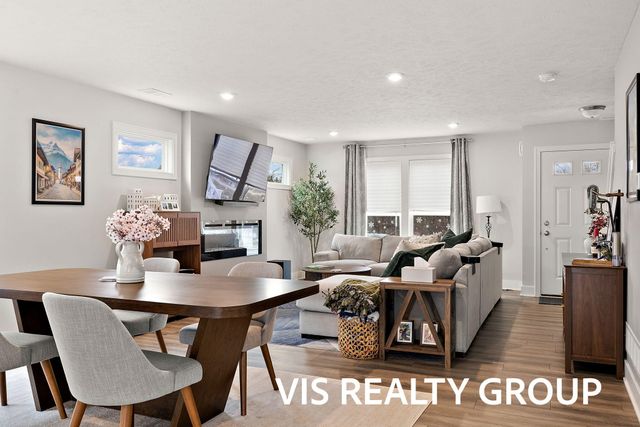 6622 S Square Lane, Rockford, MI 49341