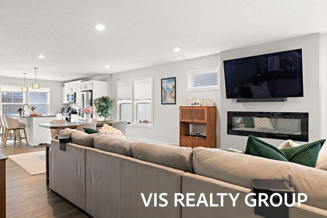 6622 S Square Lane, Rockford, MI 49341