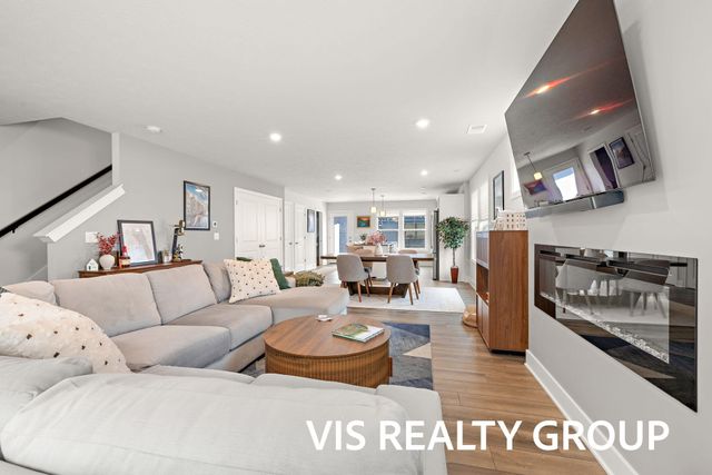 6622 S Square Lane, Rockford, MI 49341