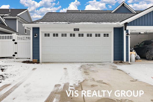 6622 S Square Lane, Rockford, MI 49341