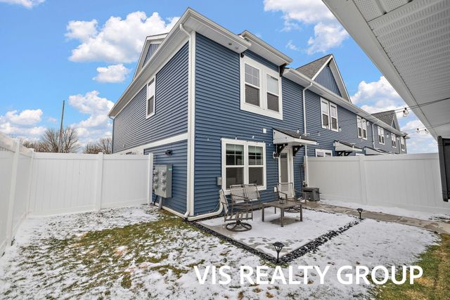 6622 S Square Lane, Rockford, MI 49341