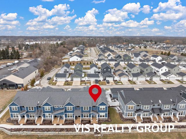 6622 S Square Lane, Rockford, MI 49341