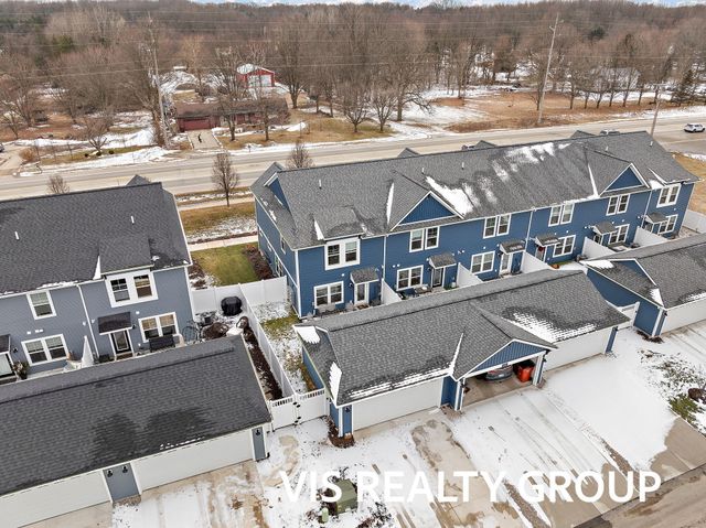 6622 S Square Lane, Rockford, MI 49341