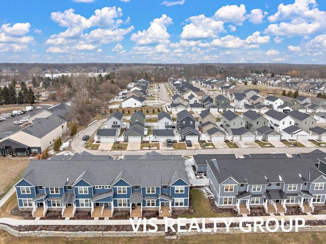 6622 S Square Lane, Rockford, MI 49341