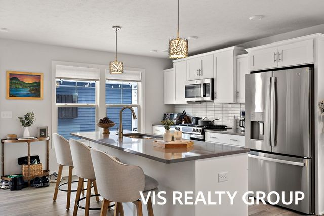 6622 S Square Lane, Rockford, MI 49341