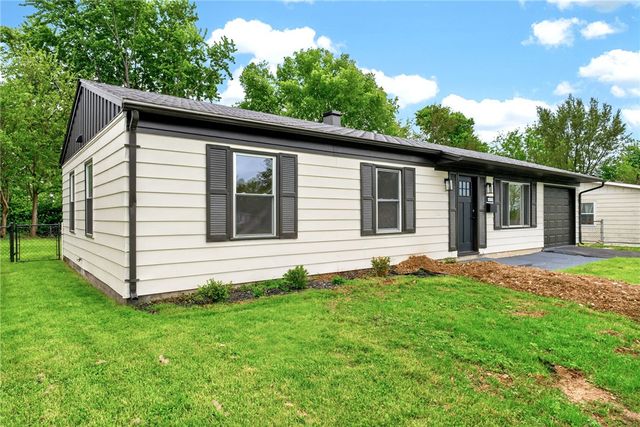 842 Edgewick Road, New Carlisle, OH 45344