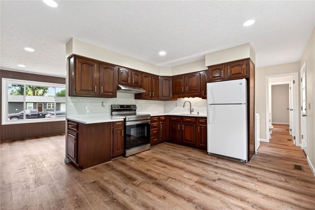842 Edgewick Road, New Carlisle, OH 45344