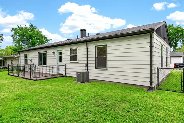 842 Edgewick Road, New Carlisle, OH 45344