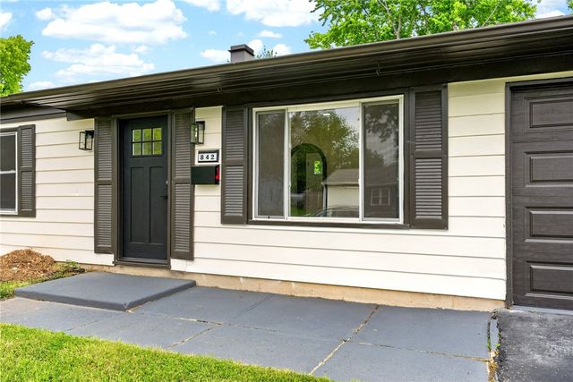 842 Edgewick Road, New Carlisle, OH 45344