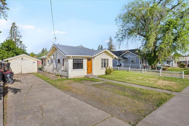 425 N Columbus Avenue, Medford, OR 97501