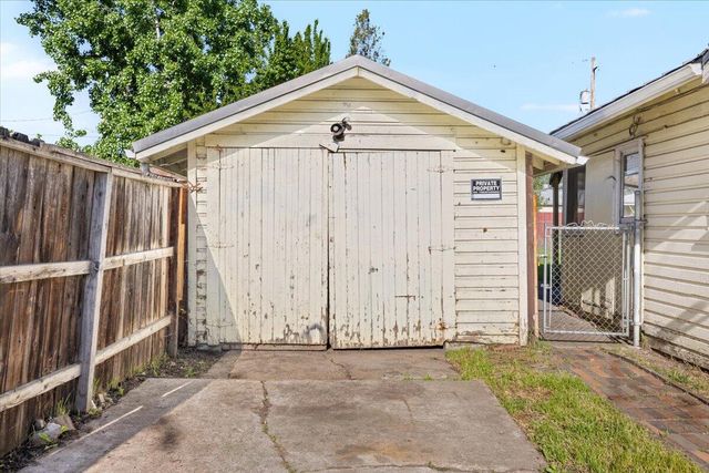 425 N Columbus Avenue, Medford, OR 97501