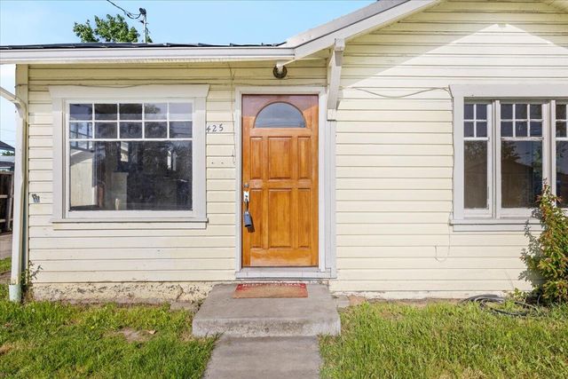 425 N Columbus Avenue, Medford, OR 97501