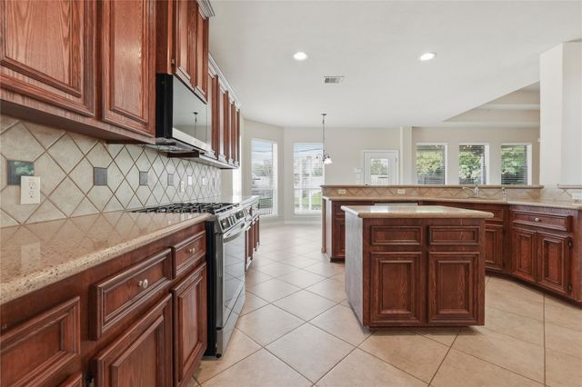 907 Colorado Springs Court, Spring, TX 77373