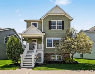 842 Winchester Street, Holland, MI 49423