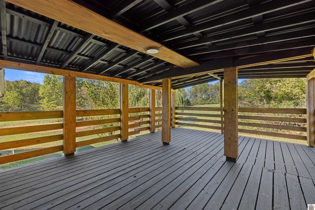 1040 State Route 339 W, Mayfield, KY 42066