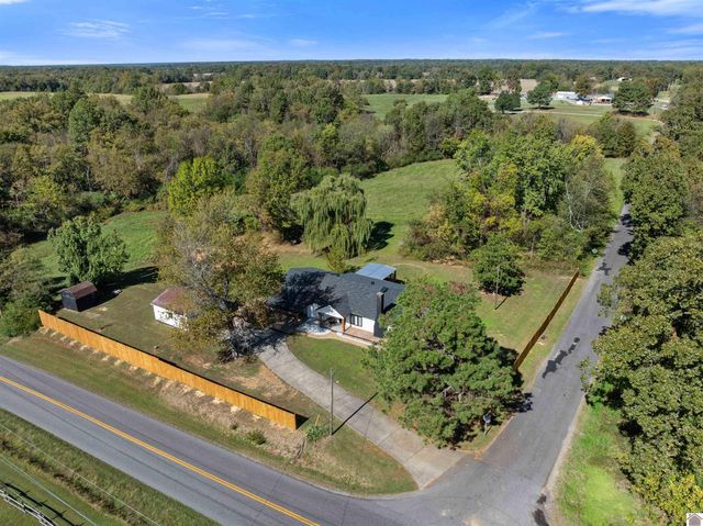 1040 State Route 339 W, Mayfield, KY 42066