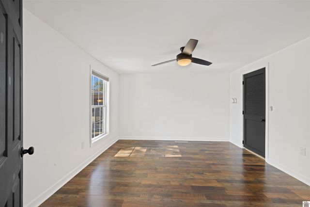 1040 State Route 339 W, Mayfield, KY 42066