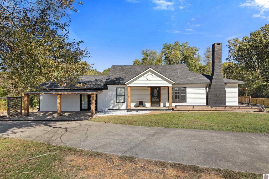 1040 State Route 339 W, Mayfield, KY 42066