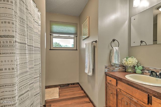 931 Ragle Street, Church Hill, TN 37642