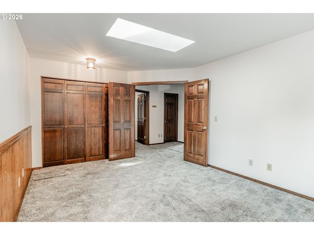 12357 Sw DUCHILLY Ct, Portland, OR 97224