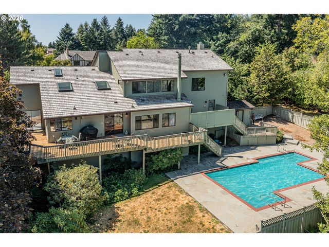 12357 Sw DUCHILLY Ct, Portland, OR 97224