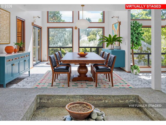 12357 Sw DUCHILLY Ct, Portland, OR 97224